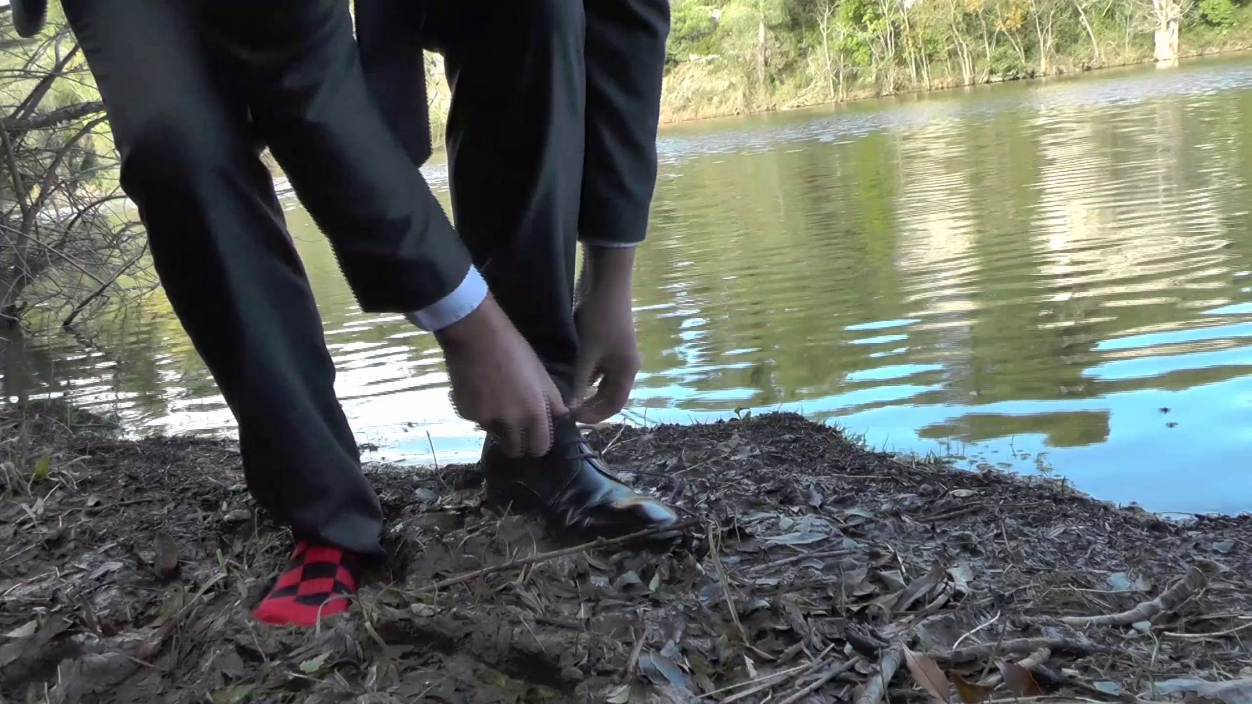 wet-socks-by-the-lake_main.jpg